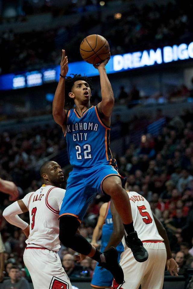 九游娱乐-欧联倒计时，华盛顿奇才集结日迎来里程碑，细节引发关注，态度坚定，团队化学反应显著(华盛顿奇才最新消息)